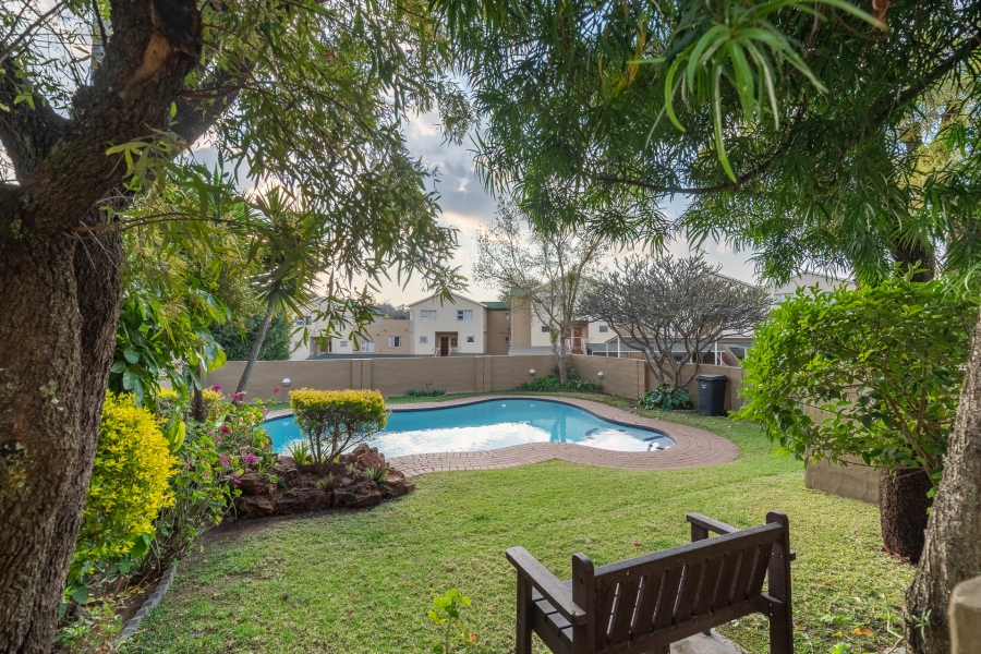 2 Bedroom Property for Sale in North Riding Gauteng