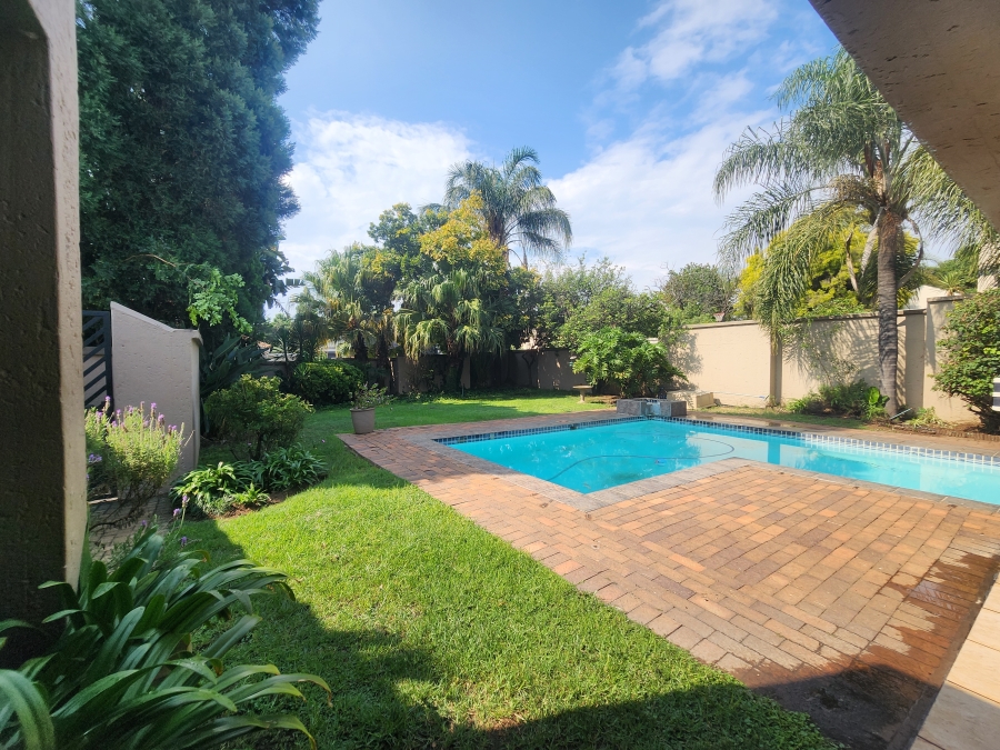 4 Bedroom Property for Sale in Fourways Gardens Gauteng