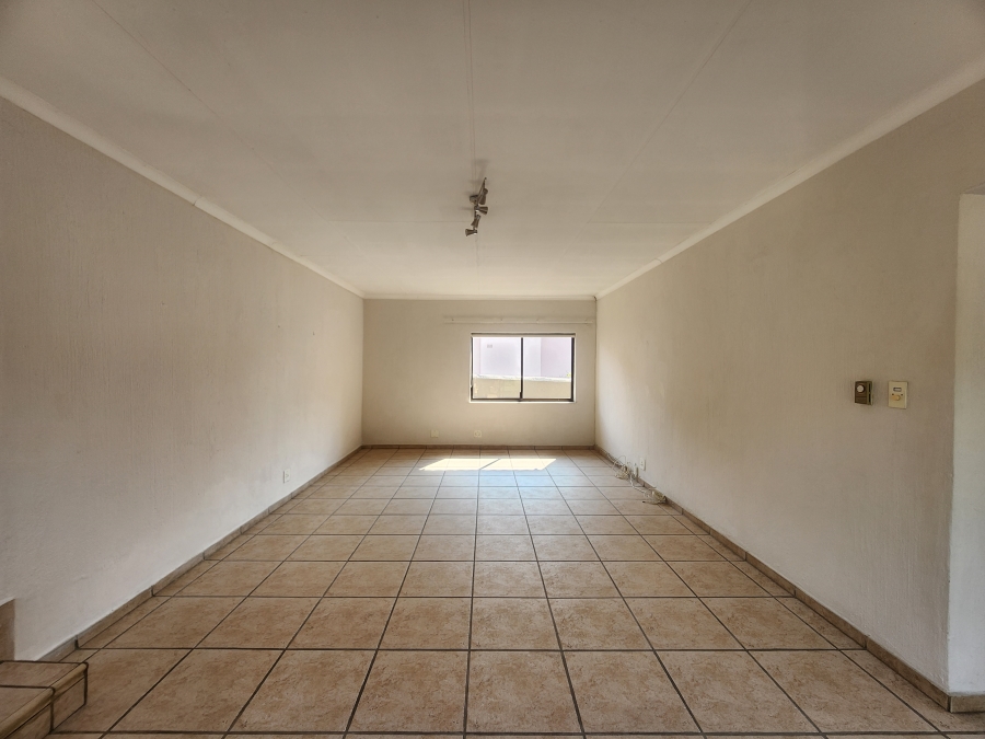4 Bedroom Property for Sale in Fourways Gardens Gauteng