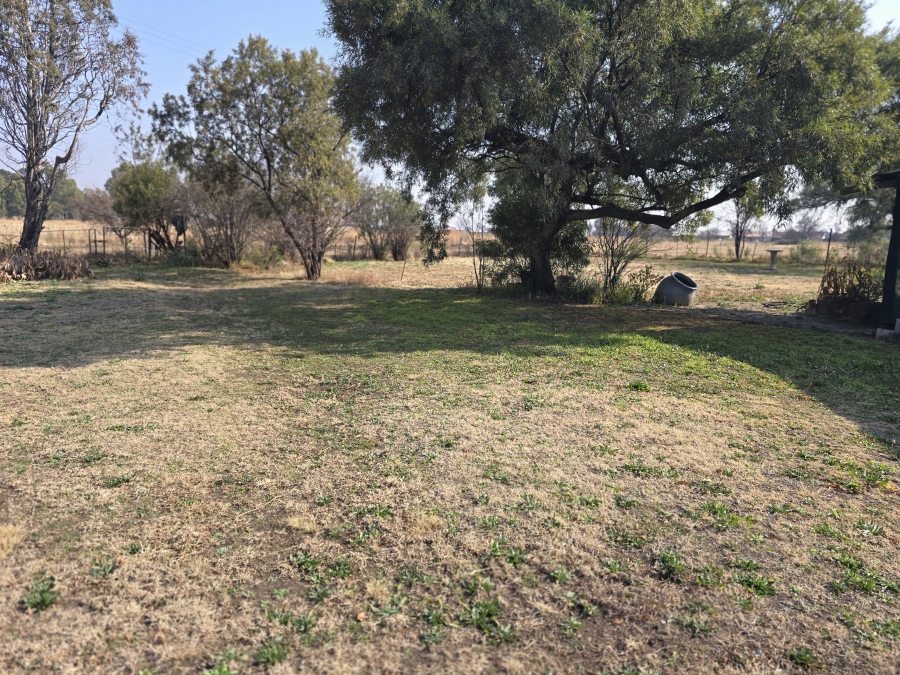 3 Bedroom Property for Sale in Theoville Gauteng