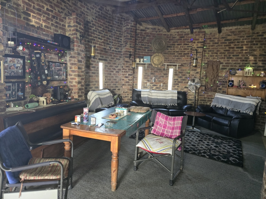 3 Bedroom Property for Sale in Theoville Gauteng