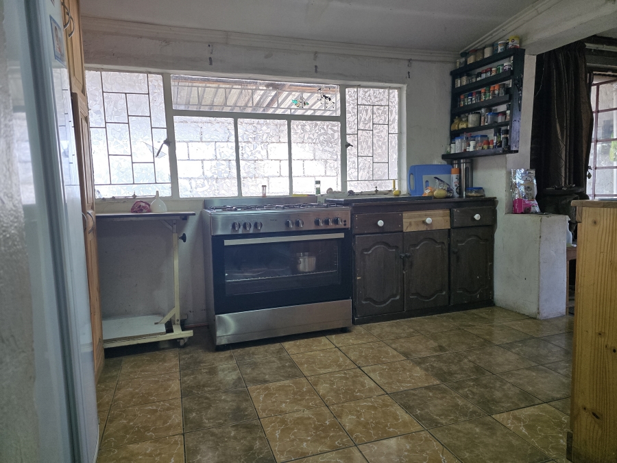3 Bedroom Property for Sale in Theoville Gauteng