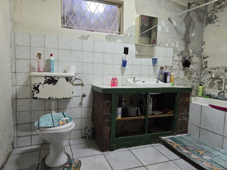 3 Bedroom Property for Sale in Theoville Gauteng