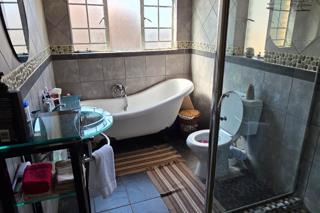 4 Bedroom Property for Sale in Doornpoort Gauteng