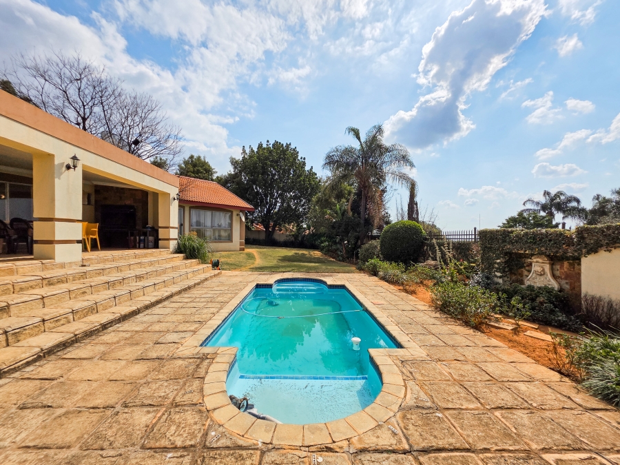 To Let 4 Bedroom Property for Rent in Moreleta Park Gauteng
