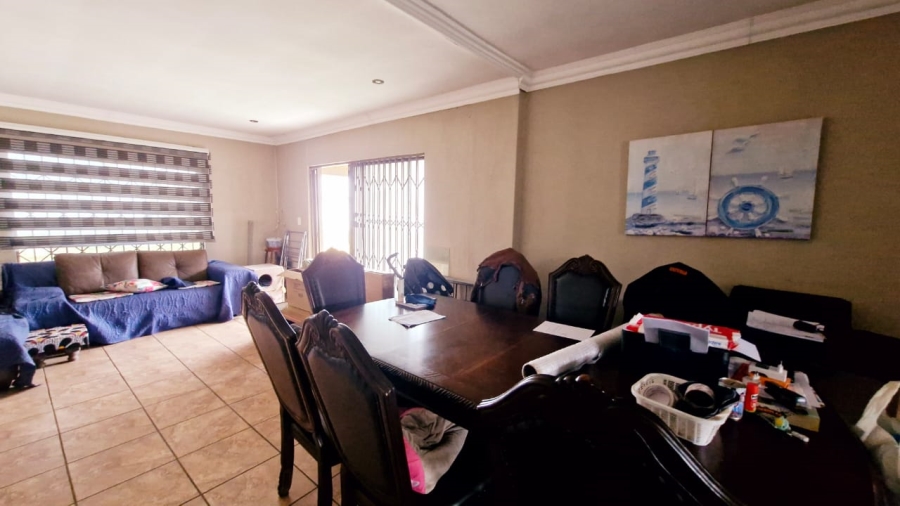 3 Bedroom Property for Sale in Brackendowns Gauteng