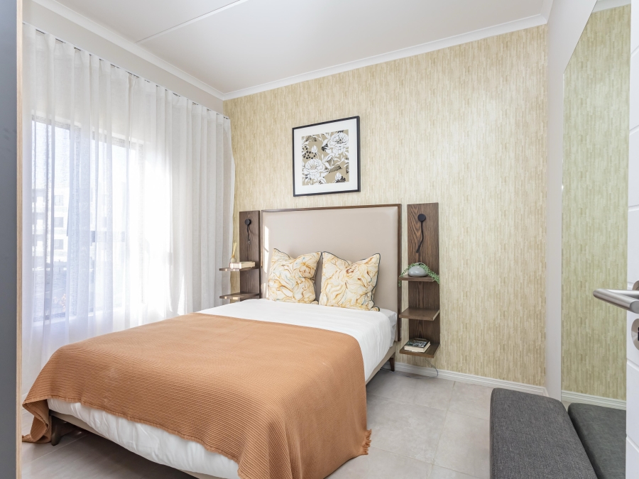 2 Bedroom Property for Sale in Glen Austin Gauteng