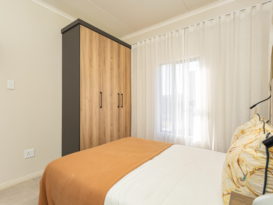 2 Bedroom Property for Sale in Glen Austin Gauteng