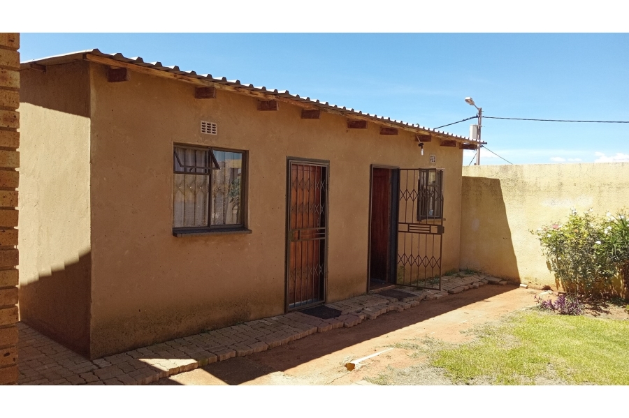3 Bedroom Property for Sale in Tshepisong Gauteng