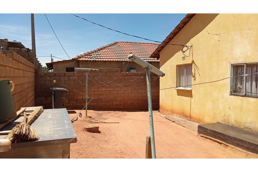 3 Bedroom Property for Sale in Tshepisong Gauteng