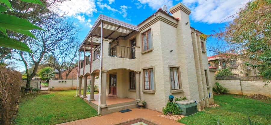 3 Bedroom Property for Sale in Faerie Glen Gauteng