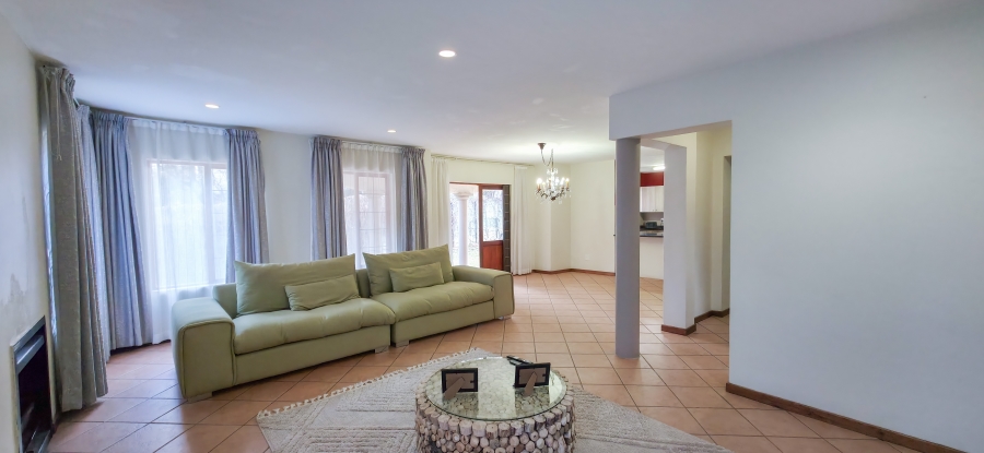 3 Bedroom Property for Sale in Faerie Glen Gauteng