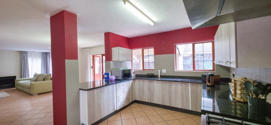 3 Bedroom Property for Sale in Faerie Glen Gauteng