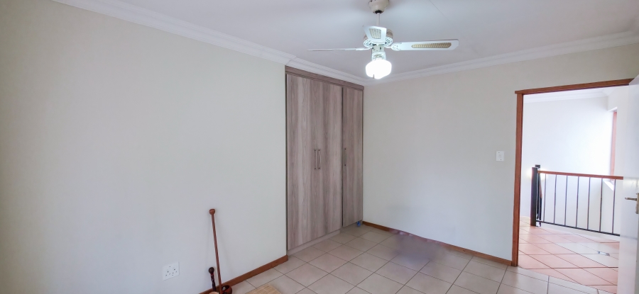 3 Bedroom Property for Sale in Faerie Glen Gauteng