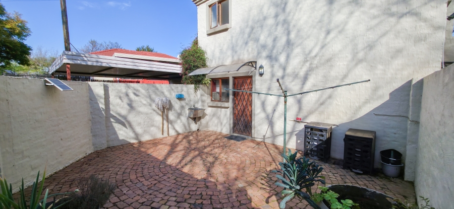 3 Bedroom Property for Sale in Faerie Glen Gauteng