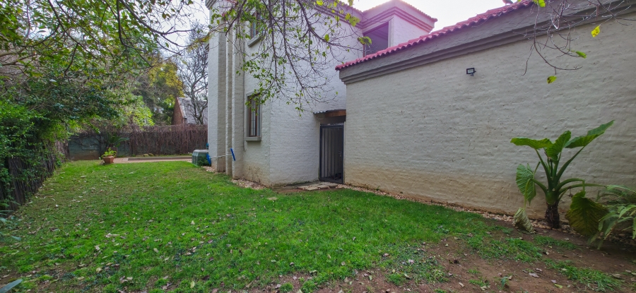 3 Bedroom Property for Sale in Faerie Glen Gauteng