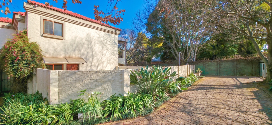 3 Bedroom Property for Sale in Faerie Glen Gauteng
