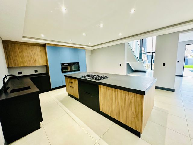 4 Bedroom Property for Sale in Midstream Heights Gauteng