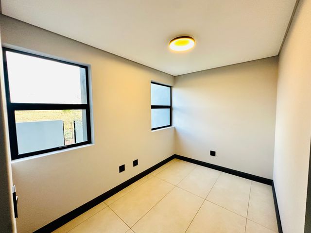 4 Bedroom Property for Sale in Midstream Heights Gauteng