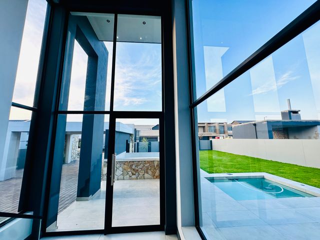 4 Bedroom Property for Sale in Midstream Heights Gauteng