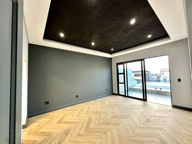 4 Bedroom Property for Sale in Midstream Heights Gauteng