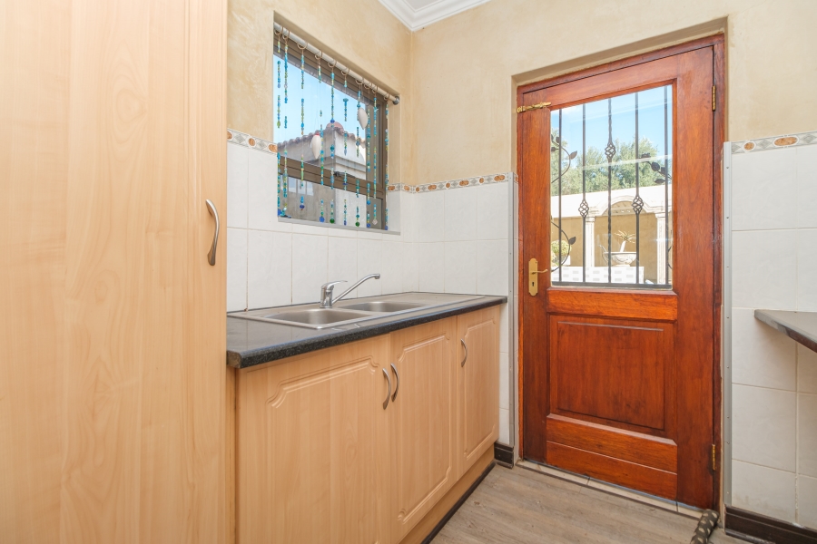 3 Bedroom Property for Sale in Pinehaven Gauteng