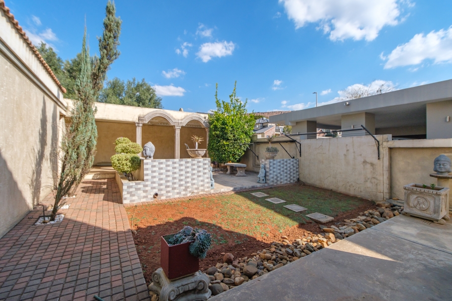 3 Bedroom Property for Sale in Pinehaven Gauteng