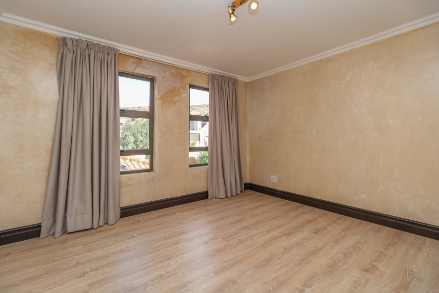 3 Bedroom Property for Sale in Pinehaven Gauteng