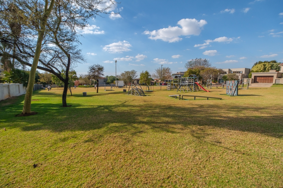 3 Bedroom Property for Sale in Pinehaven Gauteng