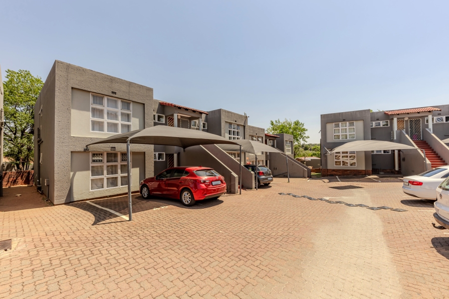 2 Bedroom Property for Sale in Winchester Hills Gauteng
