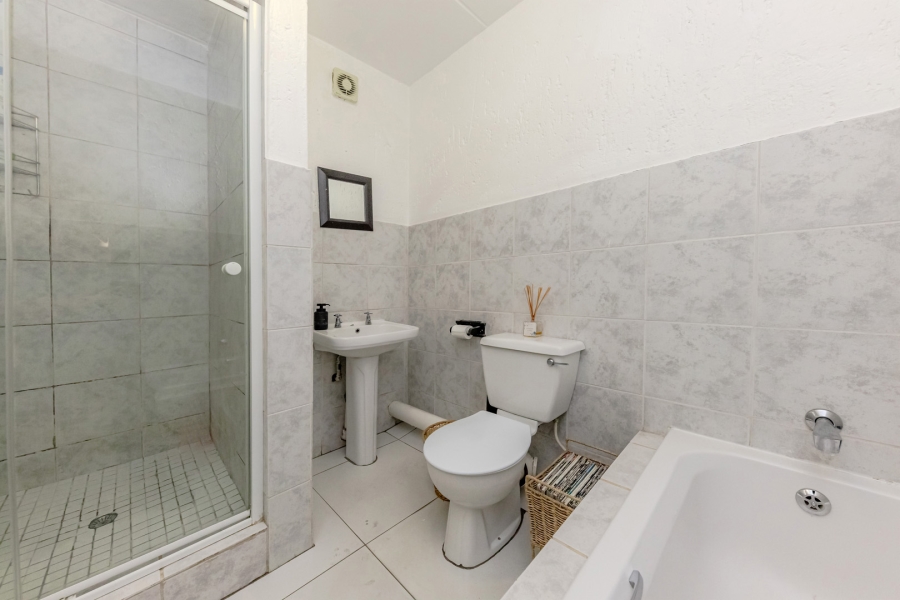 2 Bedroom Property for Sale in Winchester Hills Gauteng