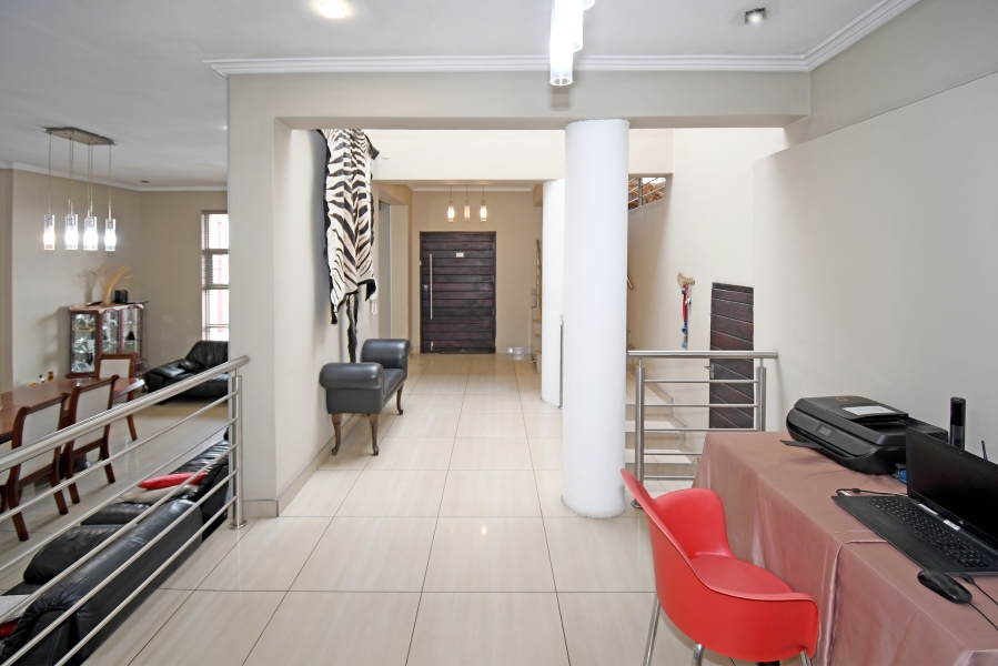 4 Bedroom Property for Sale in Crosby Gauteng