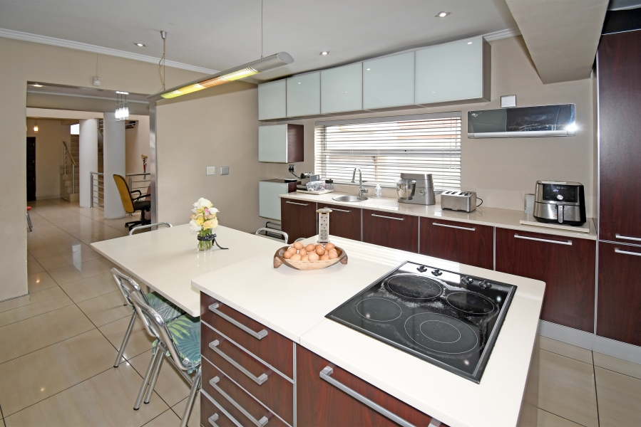 4 Bedroom Property for Sale in Crosby Gauteng