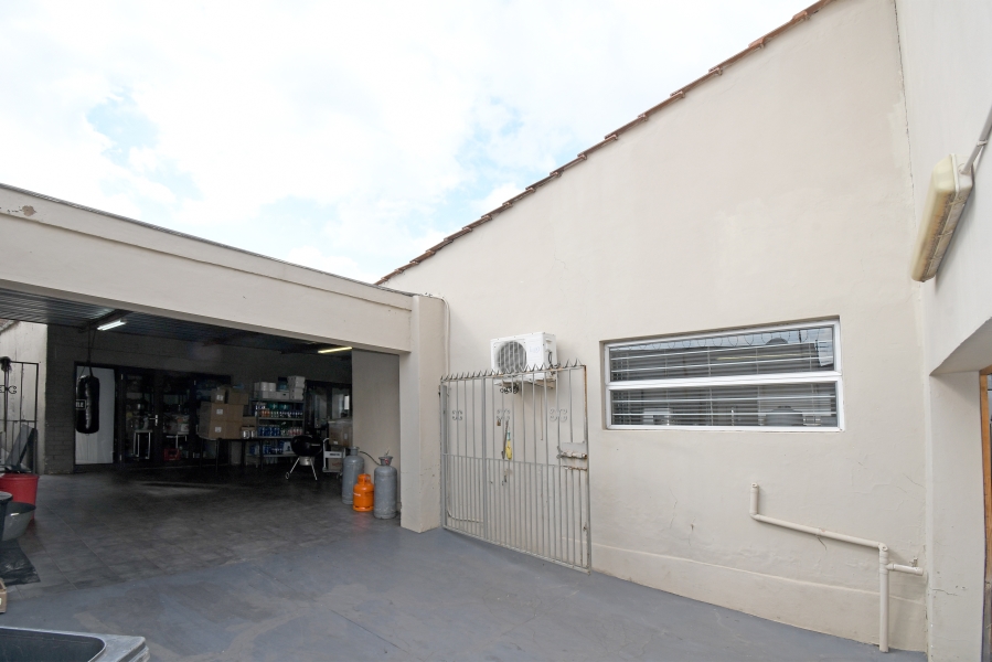 4 Bedroom Property for Sale in Crosby Gauteng