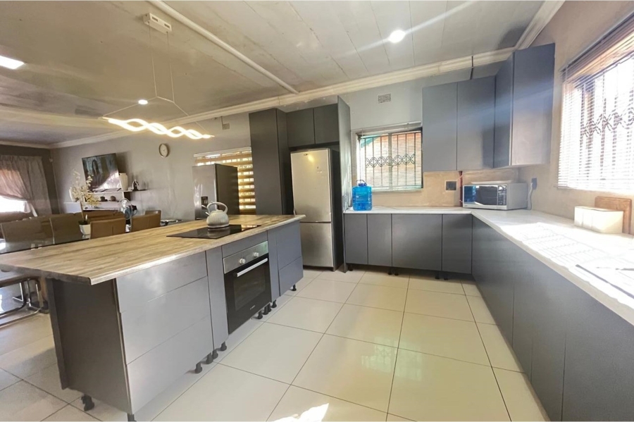 3 Bedroom Property for Sale in Vanderbijlpark CE 1 Gauteng