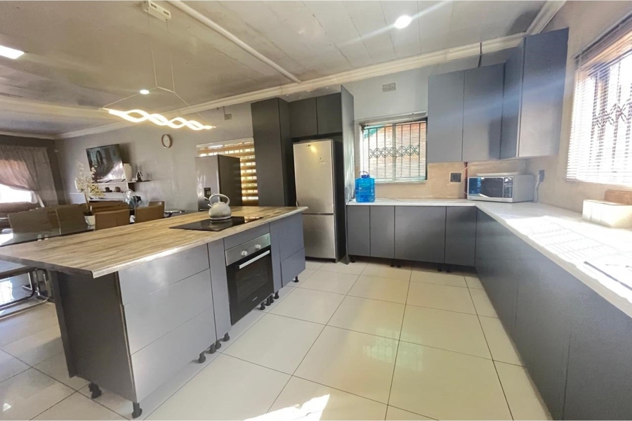 3 Bedroom Property for Sale in Vanderbijlpark CE 1 Gauteng