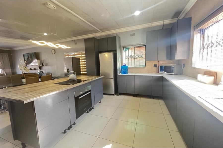 3 Bedroom Property for Sale in Vanderbijlpark CE 1 Gauteng