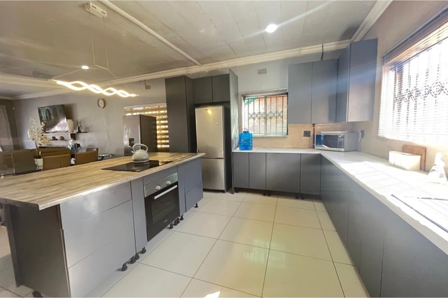 3 Bedroom Property for Sale in Vanderbijlpark CE 1 Gauteng