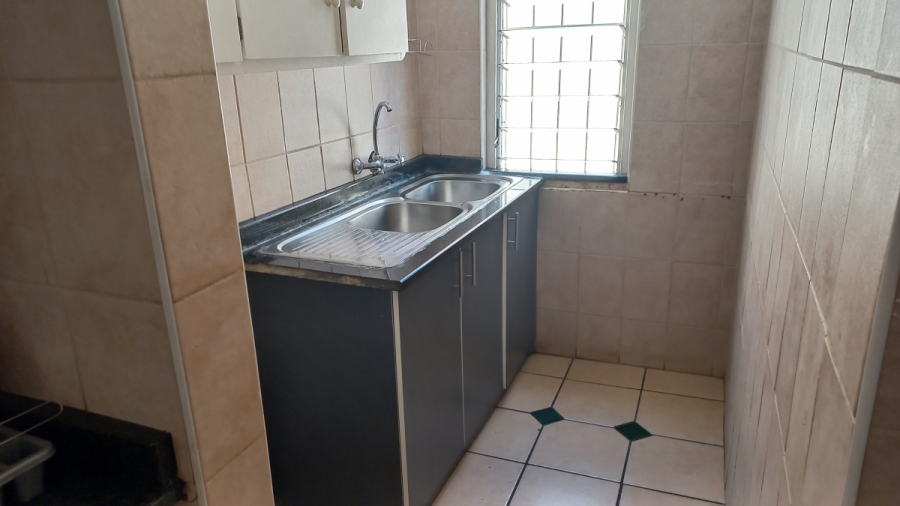 2 Bedroom Property for Sale in Kensington Gauteng
