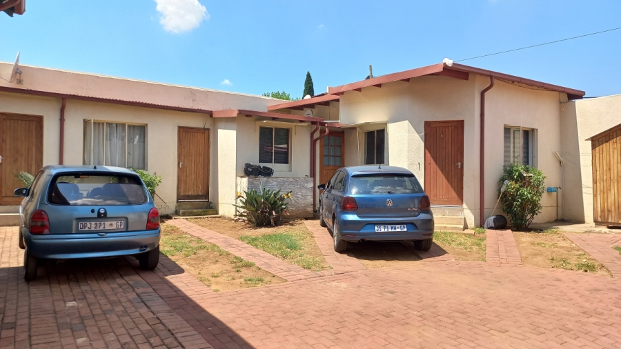 2 Bedroom Property for Sale in Kensington Gauteng