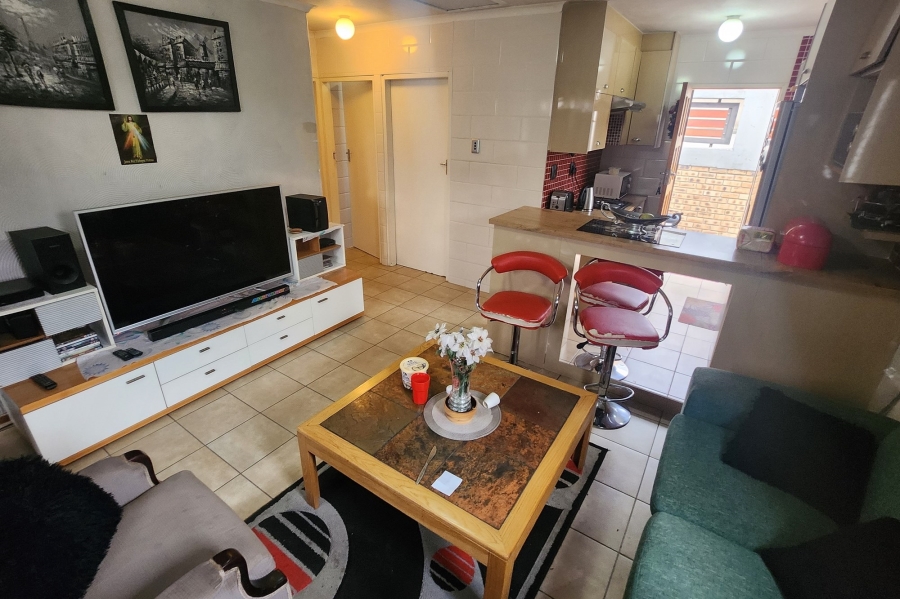 2 Bedroom Property for Sale in Cosmo City Gauteng