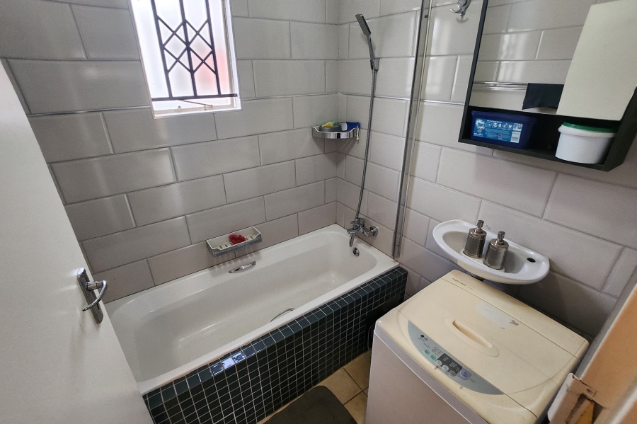 2 Bedroom Property for Sale in Cosmo City Gauteng