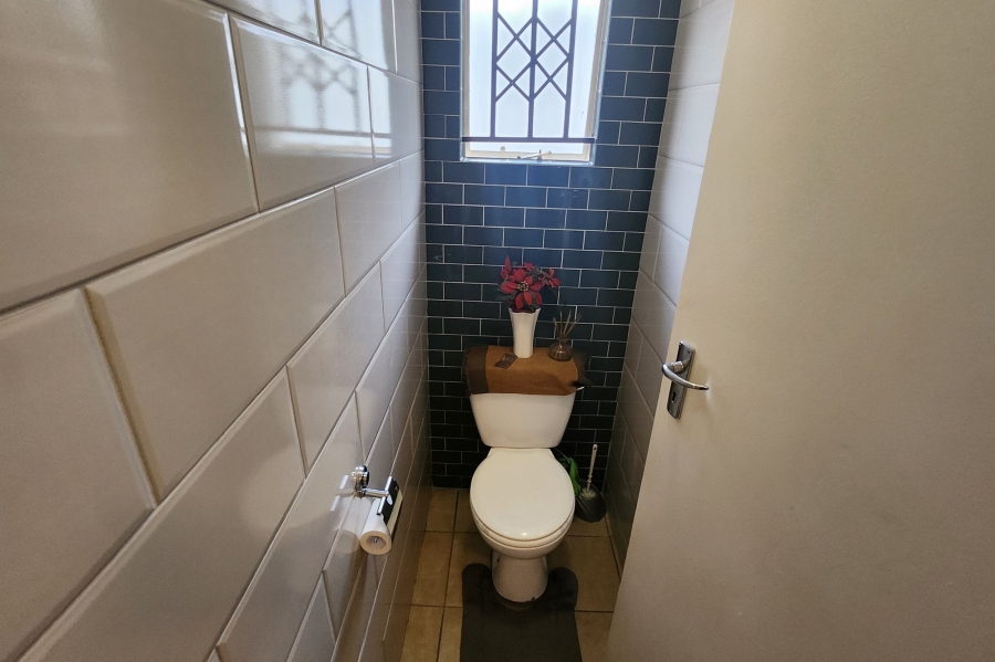 2 Bedroom Property for Sale in Cosmo City Gauteng