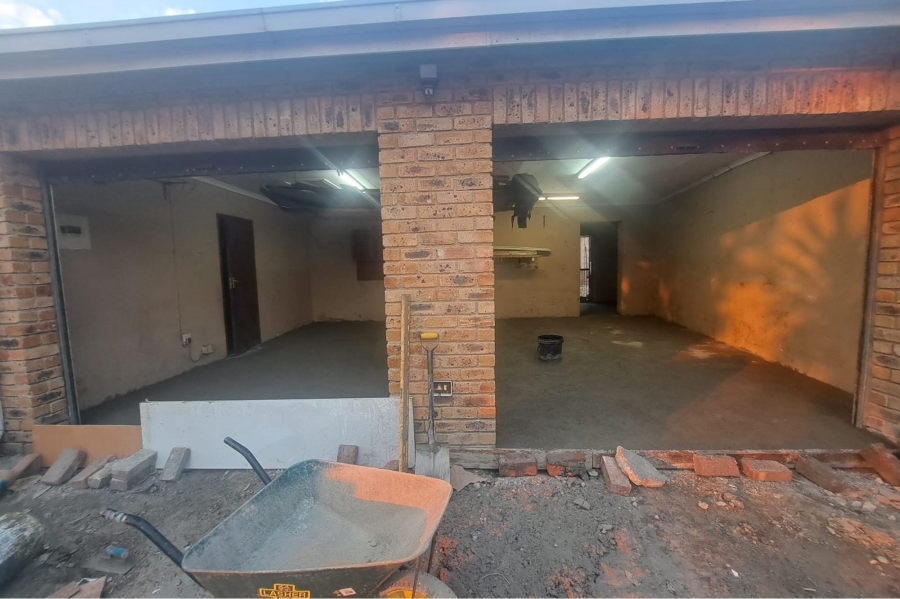 4 Bedroom Property for Sale in Norkem Park Gauteng