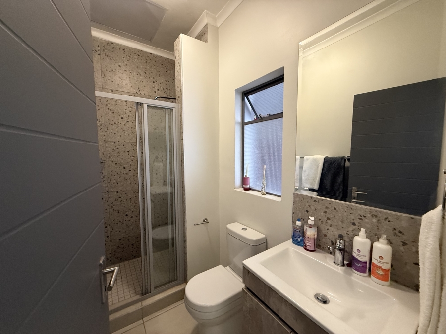 1 Bedroom Property for Sale in Linbro Park Gauteng