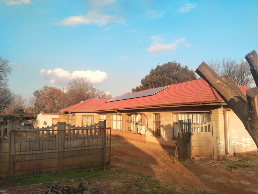 3 Bedroom Property for Sale in Meyerton Central Gauteng