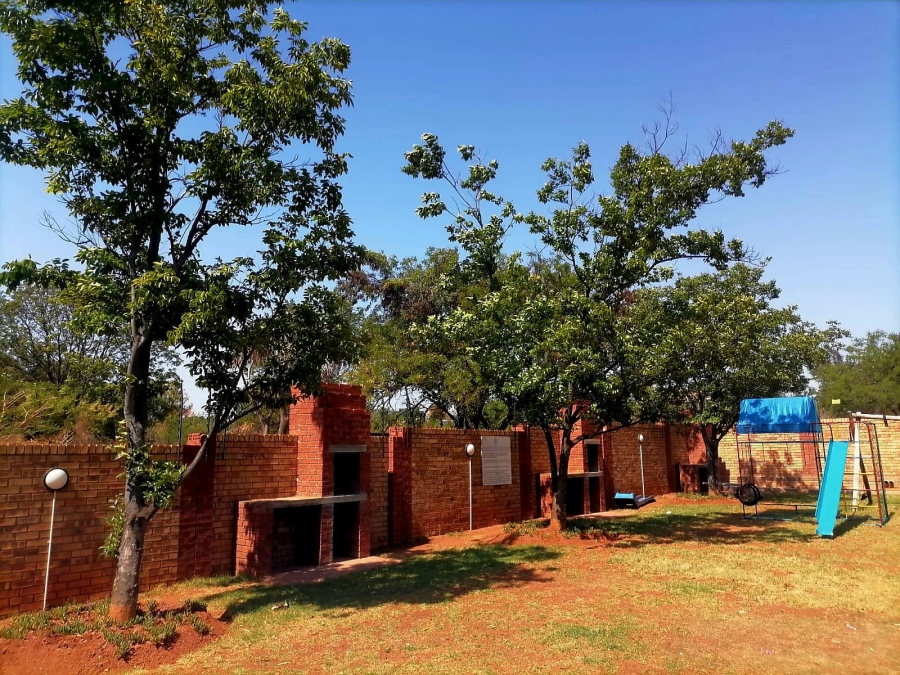 2 Bedroom Property for Sale in Olympus AH Gauteng