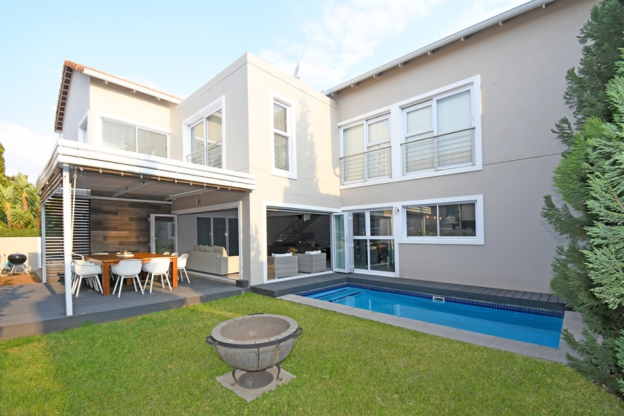 4 Bedroom Property for Sale in Broadacres Gauteng