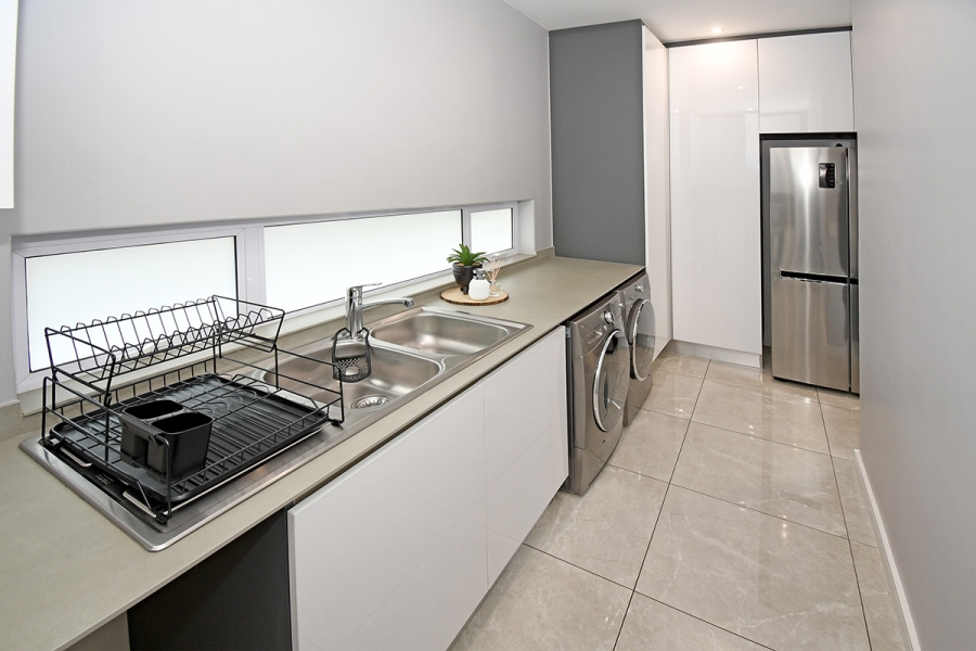4 Bedroom Property for Sale in Broadacres Gauteng