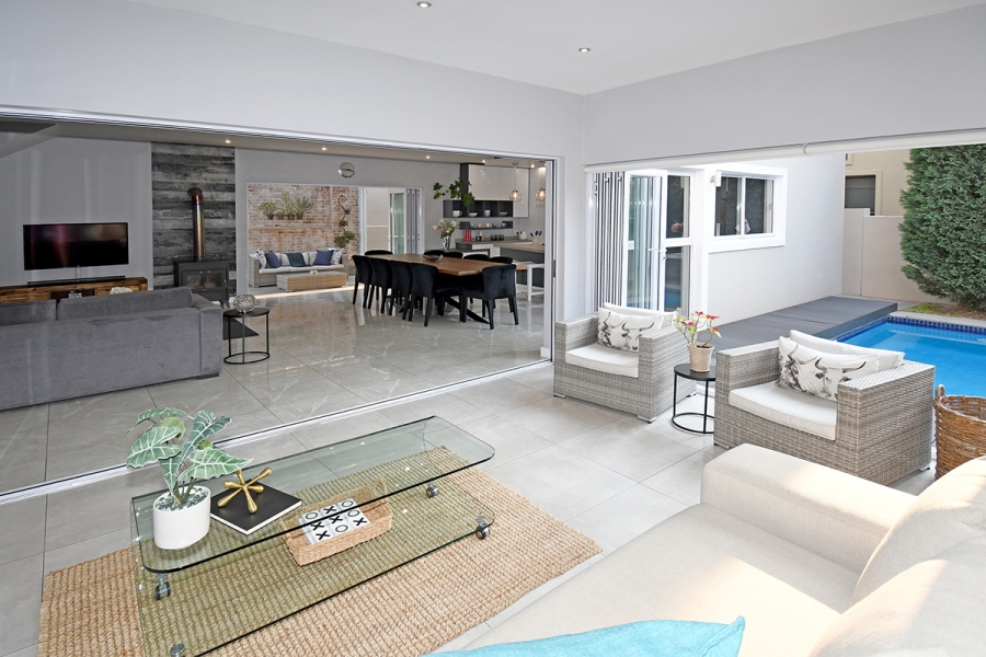 4 Bedroom Property for Sale in Broadacres Gauteng
